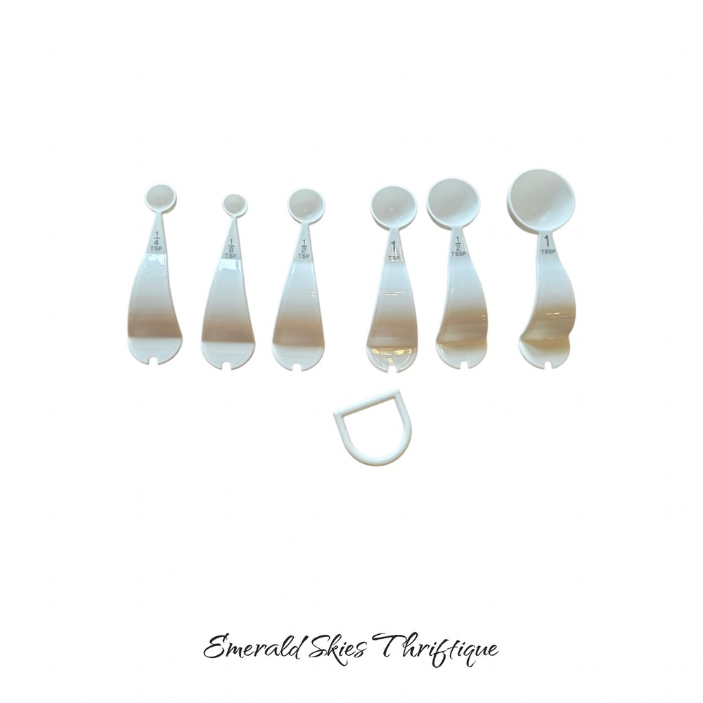 Tupperware White Measuring Spoons Set D Ring Curved Gray Letters 3484 free ship